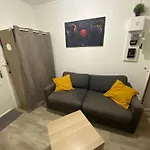 Vivez Paris Dans Ce Studio Cosy Et Central